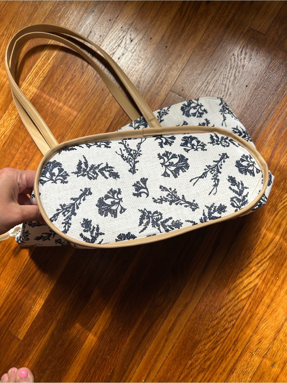 Vera Bradley Canvas Navy and Light Cream Tote Bag with Tan Handles - Picture 6 of 9